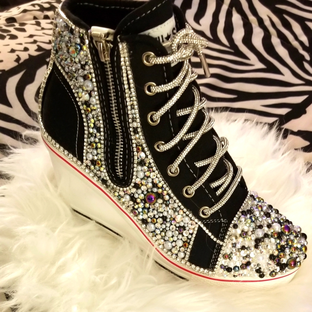 Customized tennis shoes for women